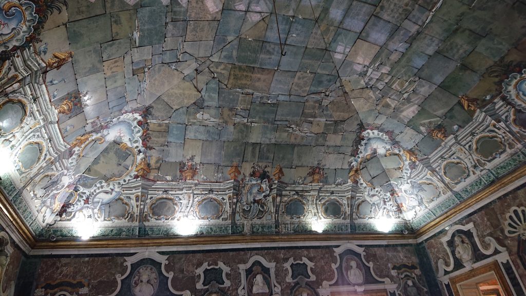 Soffitto della sala degli specchi